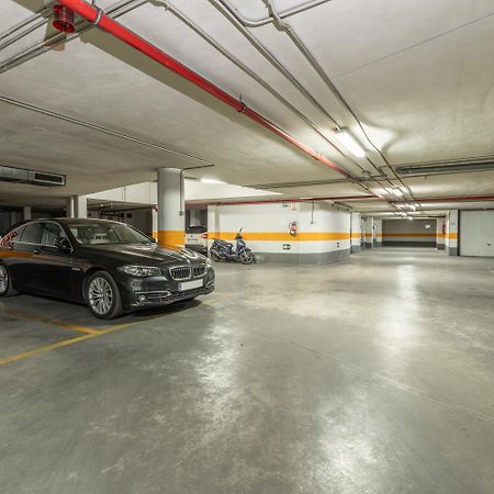 Tuguest Postigo II Catedral Apartment - Free Parking Granada Buitenkant foto